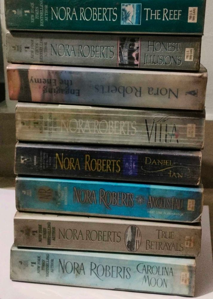Nora Roberts Book Collection