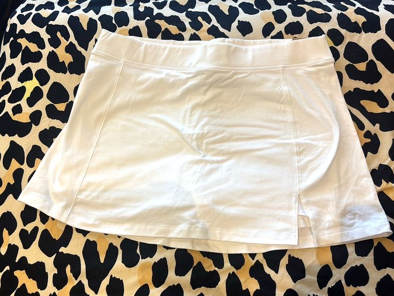 PINK (Victoria’s Secret) White Skort
