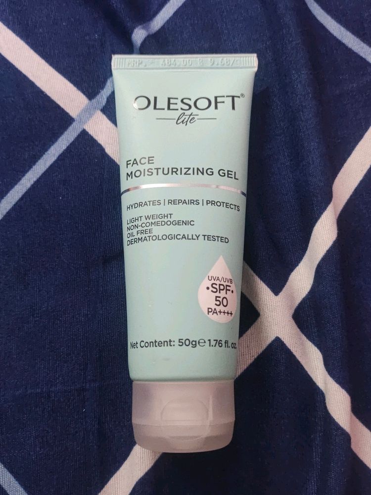 Face Moisturising Gel(Includes Suncscreen)