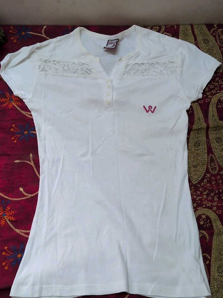 White 'W' T-shirt with Lace Detail