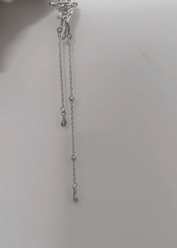Elegant Anti tarnish Dangle Chain ear cuff