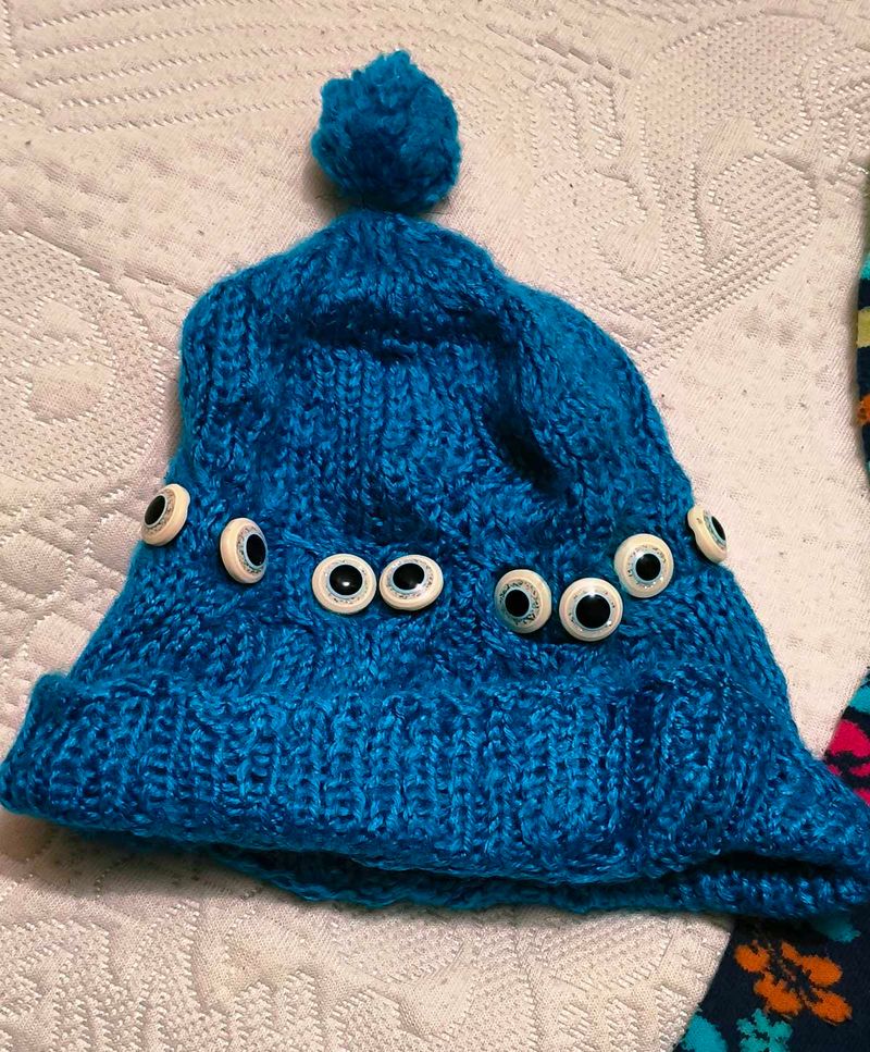 Combo Of Beautiful Caps With Socks