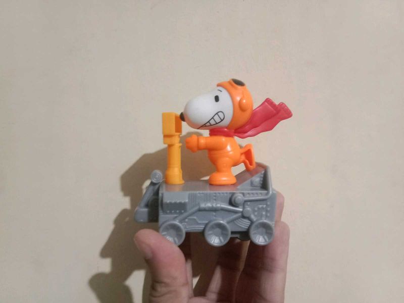 Snoopy Toy Figure
