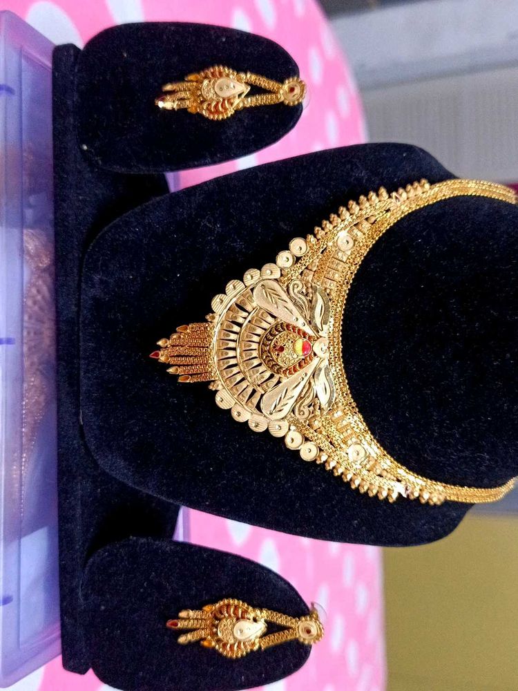2 gram gold plated  Exquisite  Necklace a