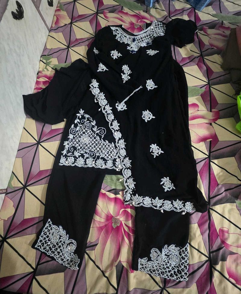 blue Embroidered Kurta Set