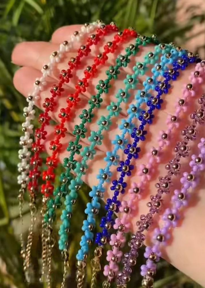 Daisy Beaded Bracelet