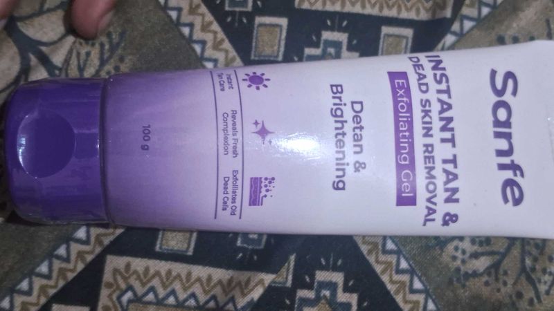 unopened Detan &amp; Brightening Exfoliating Gel