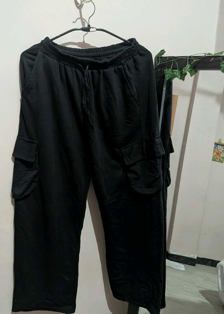 Black Cargo Sweatpants