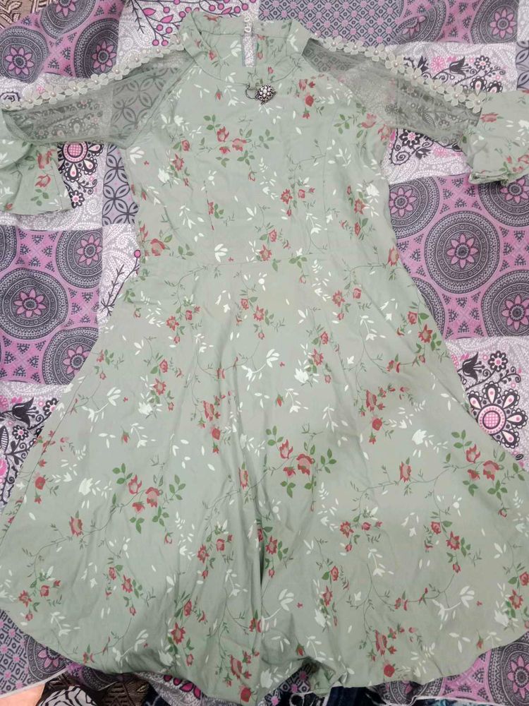 Floral Print Cold Shoulder Dress