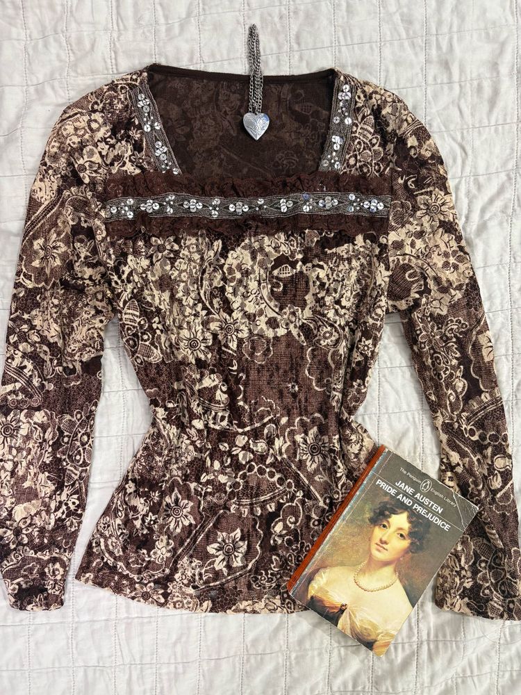 Romantic Sheer Lace Top 🍂