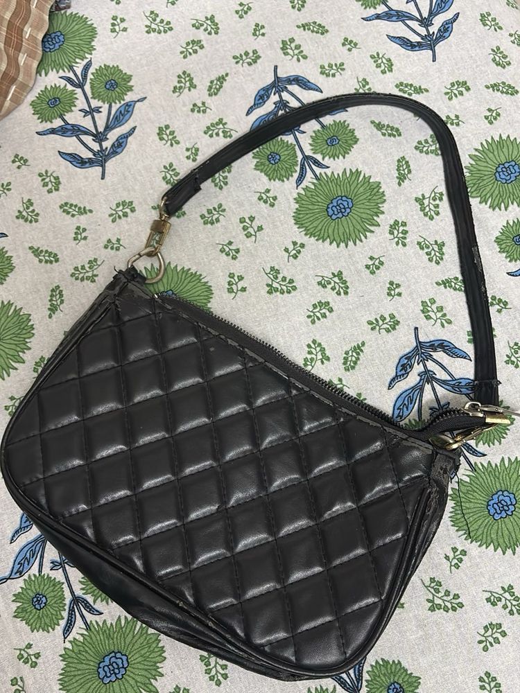 BLACK BAG