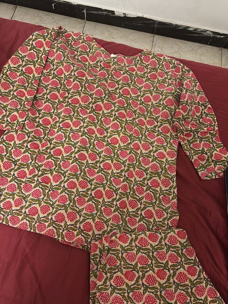 Floral Print Kurta and Pant Set