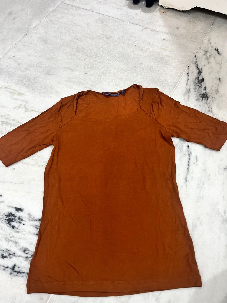 Fitted Mustard Color Top