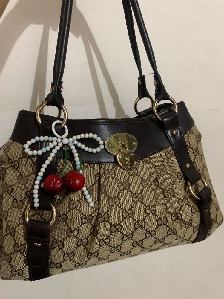 Gucci Inspired buckle bag