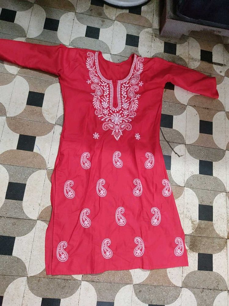 Red Embroidered Cotton Kurta