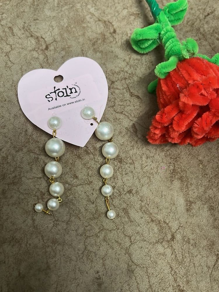 Elegant Pearl Drop Earrings moti work