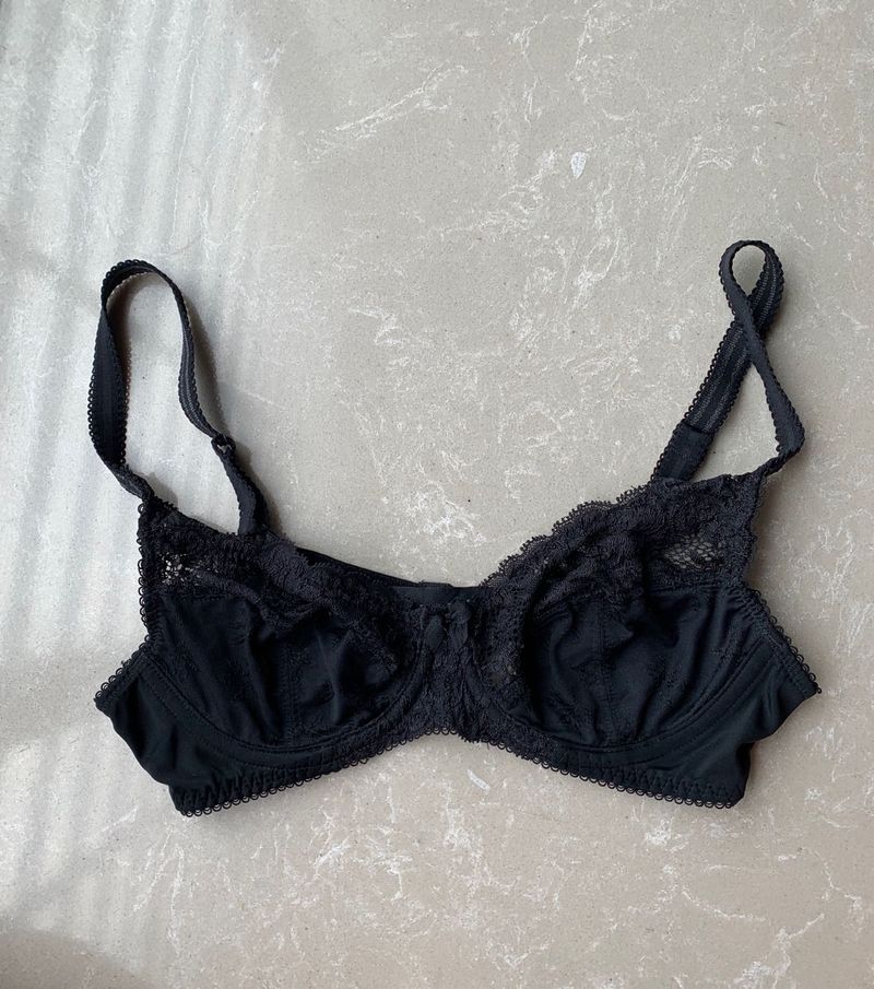 M&amp;S Lace Trim Black Bra