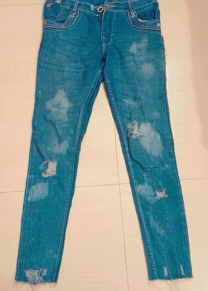 Distressed Skinny Jeans For Women,Size 28