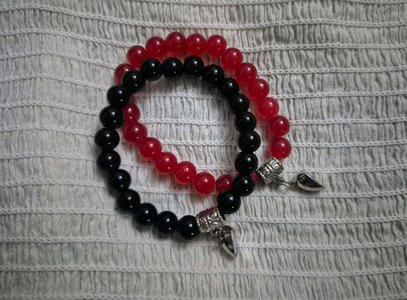 Magnetic Heart Bracelets Red and Black