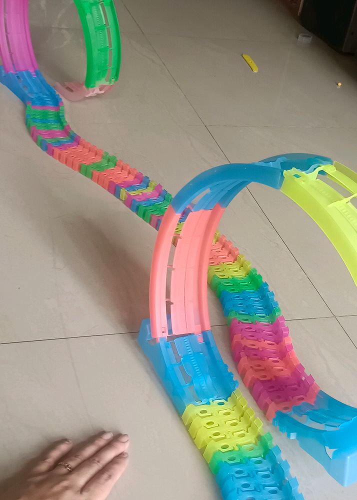 Jumbo Tracak Making Blocks For Cars