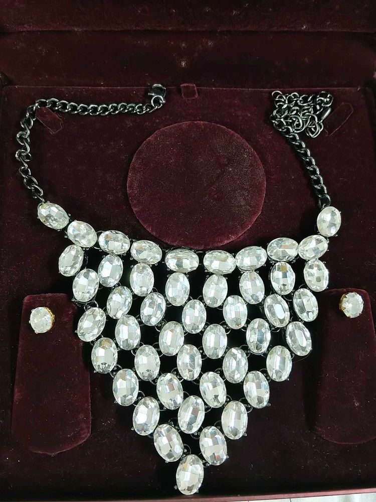 Statement black metal Crystal Necklace,Earrings
