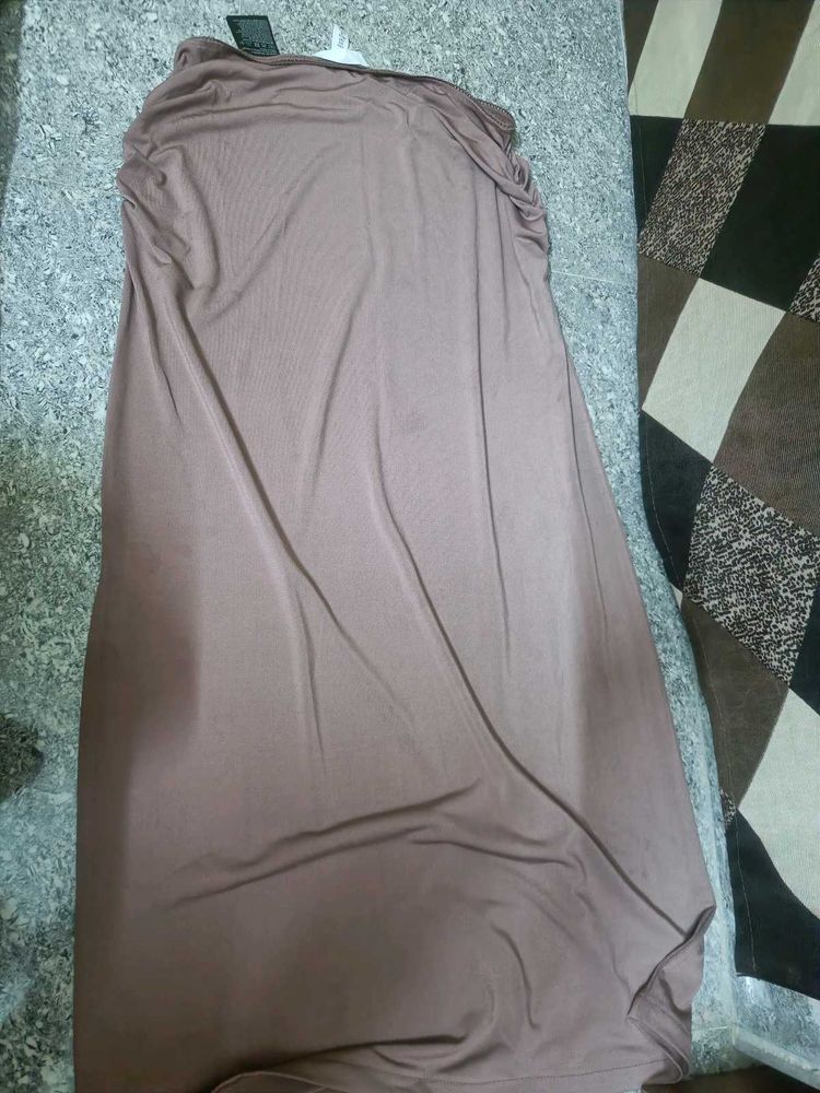 Taupe slit skirt