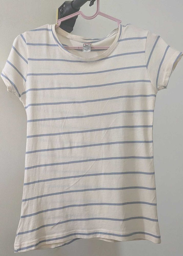 Set of 4 Trendy Tees