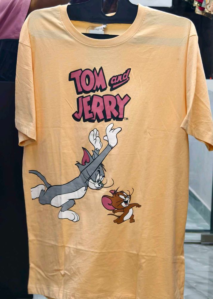 Tom and Jerry Graphic T-Shirt