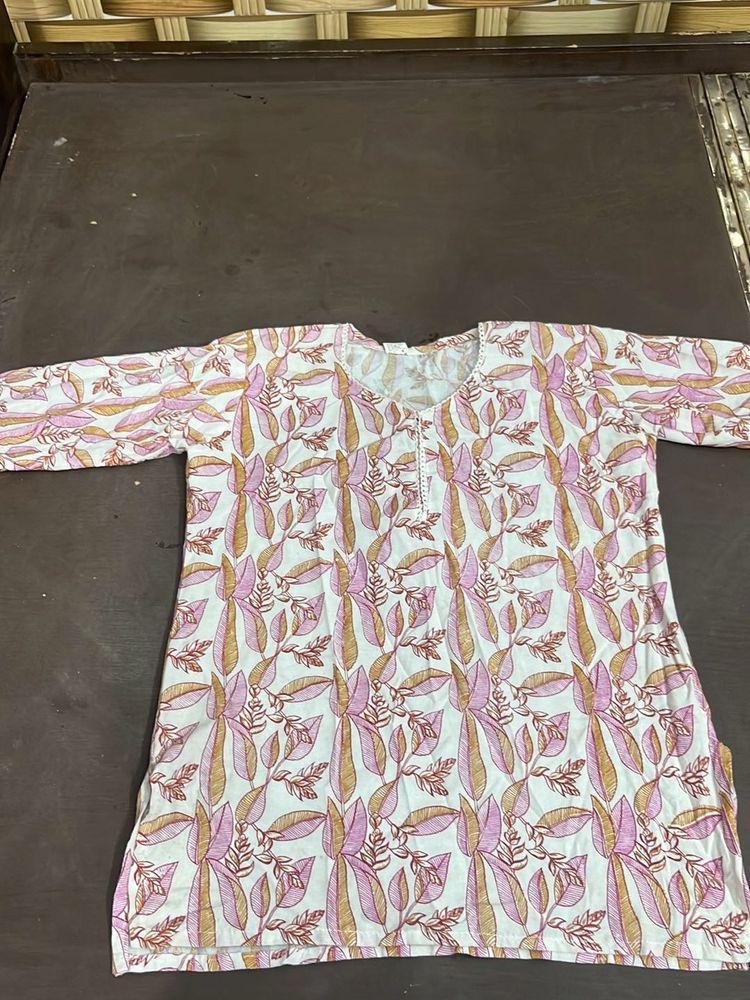 Pretty Pink Leaf Print Kurta