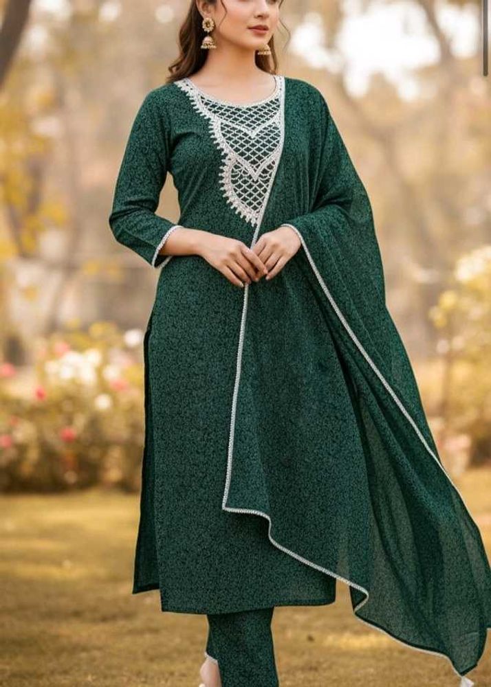 🌿 Elegant Dark Green Embroidered Dress Material