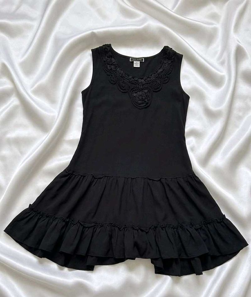 Black Sleeveless Ruffle Top