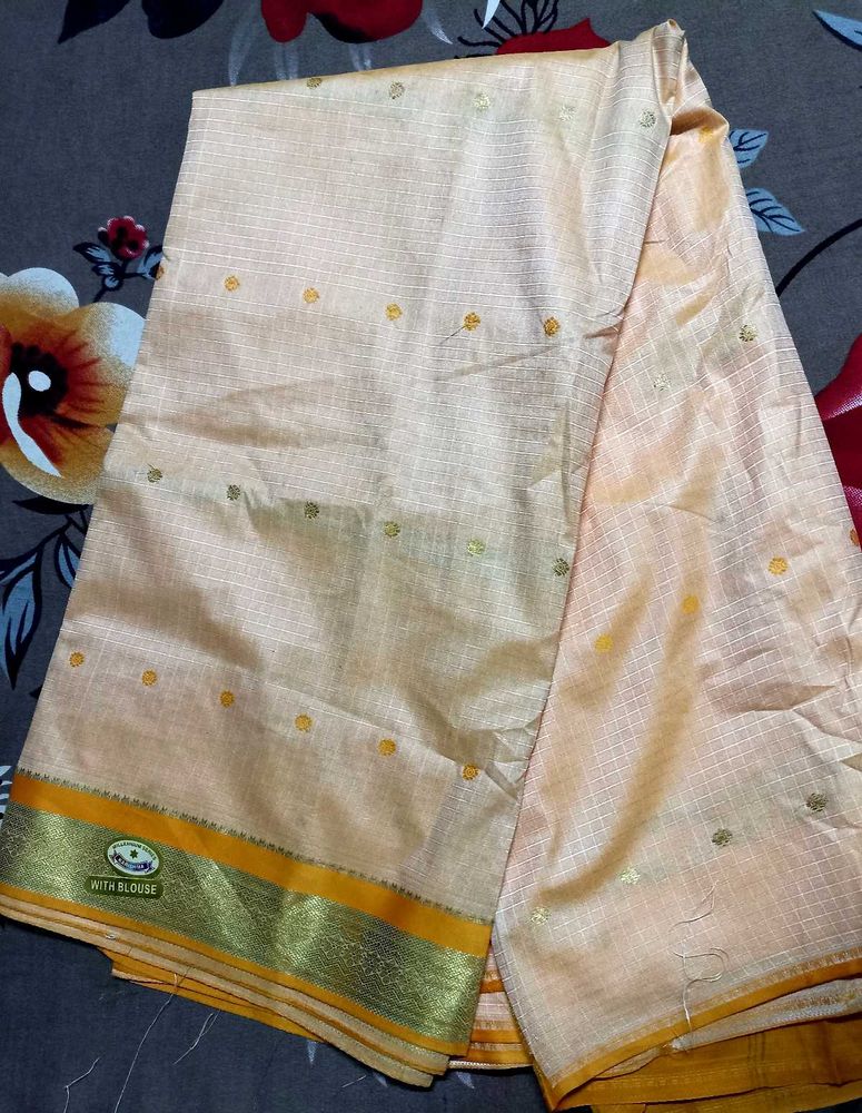Elegant Peach Saree with Blouse