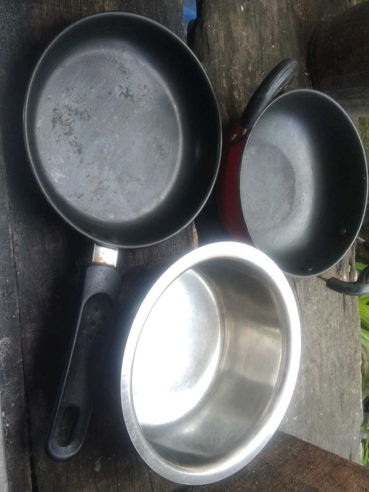 Set of 3 Non-Stick Pans &amp; Saucepan