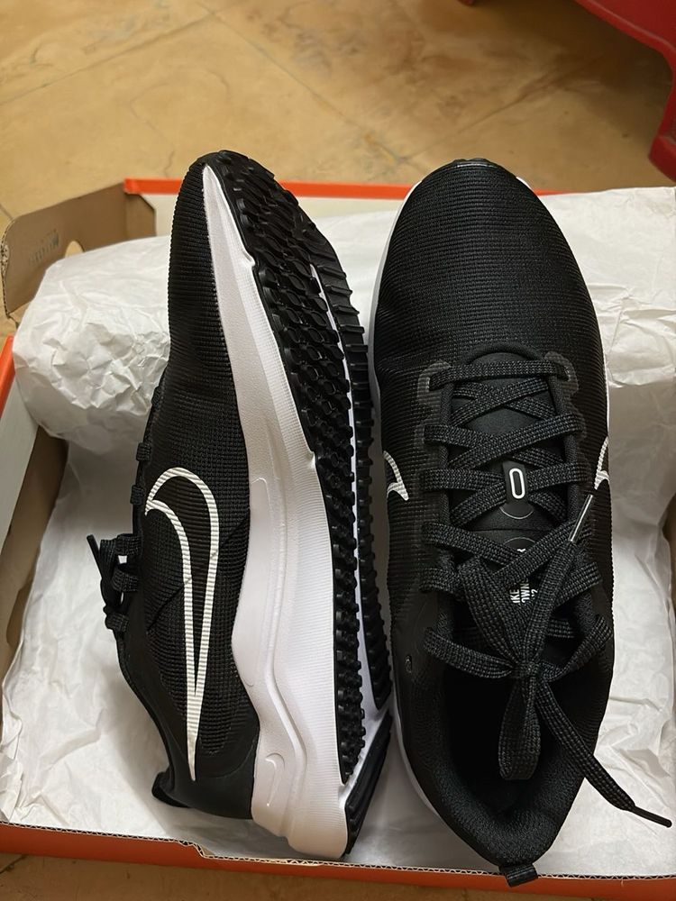 Original Nike Downshifter Black Running Sneakers