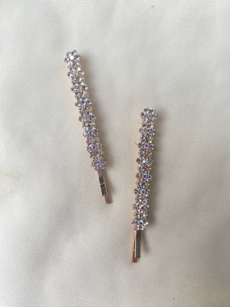 SET OF 2 CLIPS🤍✨