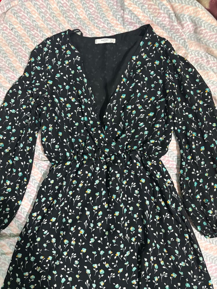Mango Mini Dress 🖤