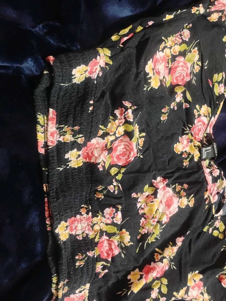 FOREVER 21 Black Floral Smocked Top