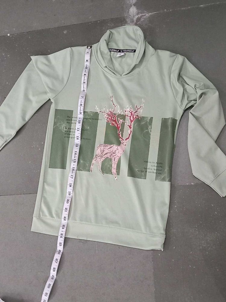 Stylish Graphic Print T-Shirt