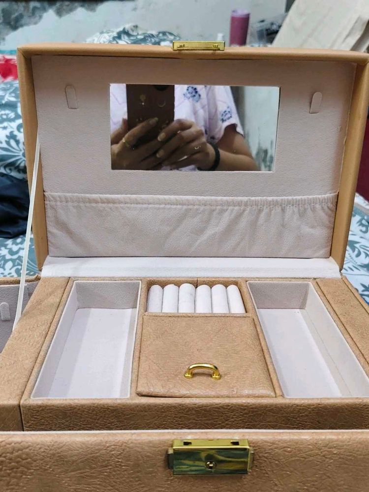 Elegant Jewelry Organizer Box with Mirror