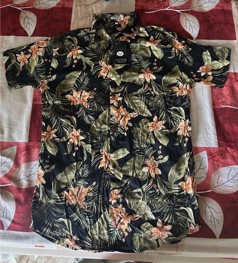 Men's Tropical Floral Short Sleeve Shirt