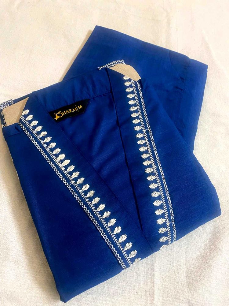Elegant Blue Kurta Set with White Embroidery