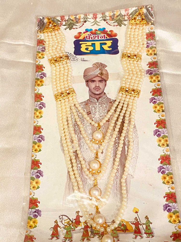 Exquisite Pearl and Gold Groom Necklace