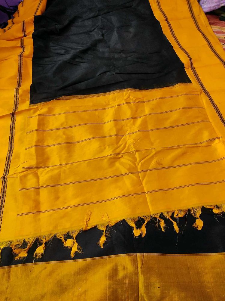 Black &amp; Yellow non zari kanjivaram saree