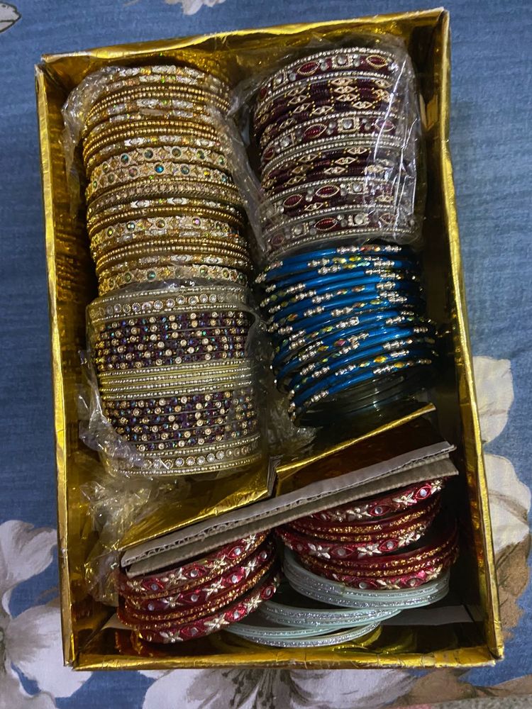 6 Designs Bangles Collection with box