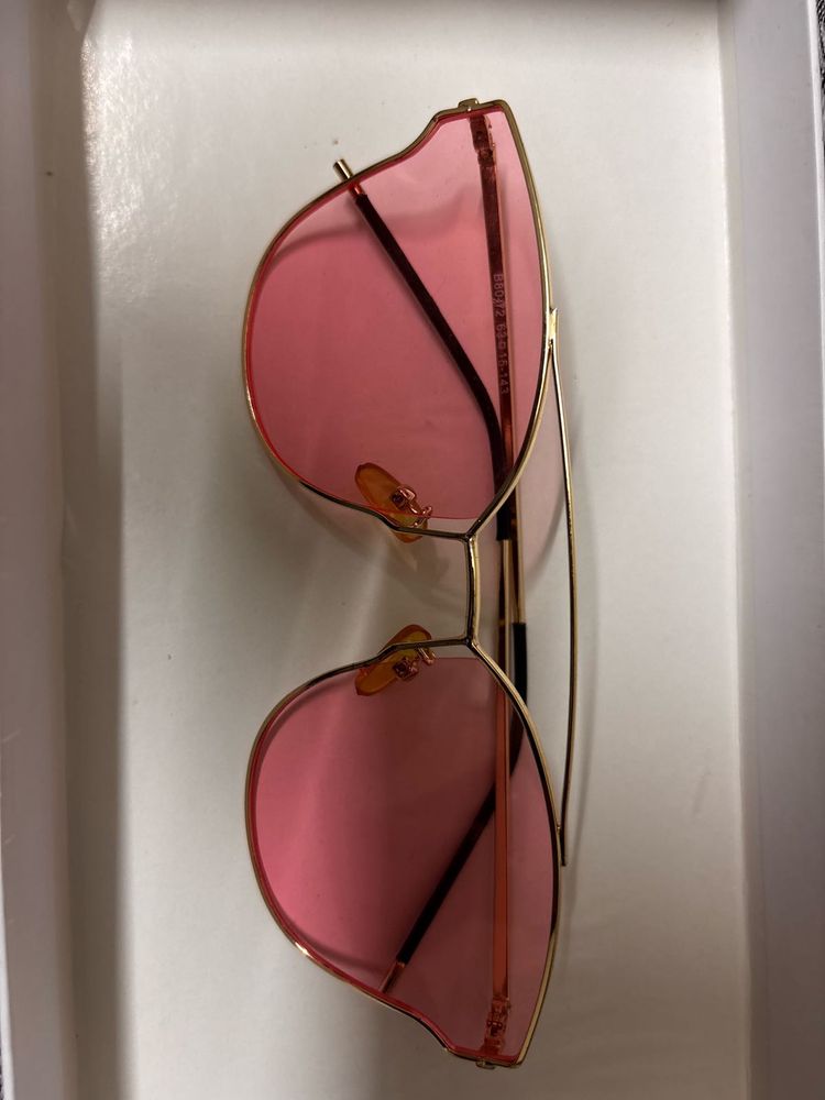 Stylish Pink Heart Sunglasses