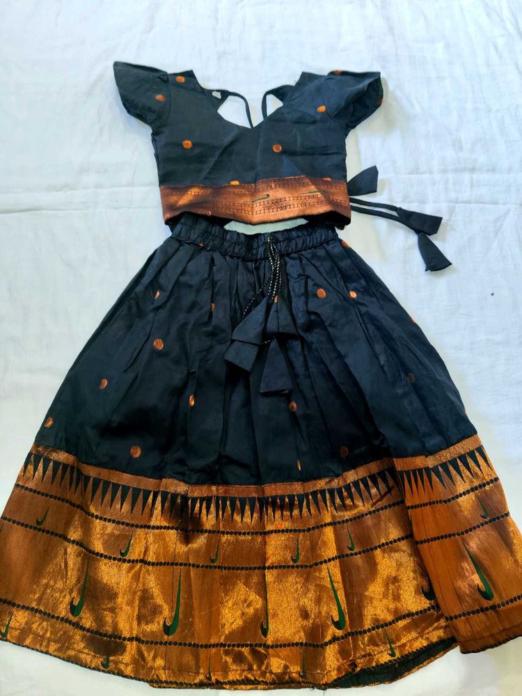 Elegant Black &amp; Copper Ethnic Skirt Set 4-5 years