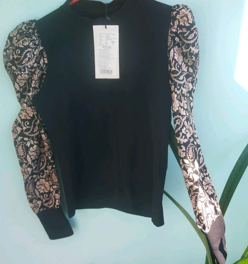 Elegant Black Top with Puff Sleeves