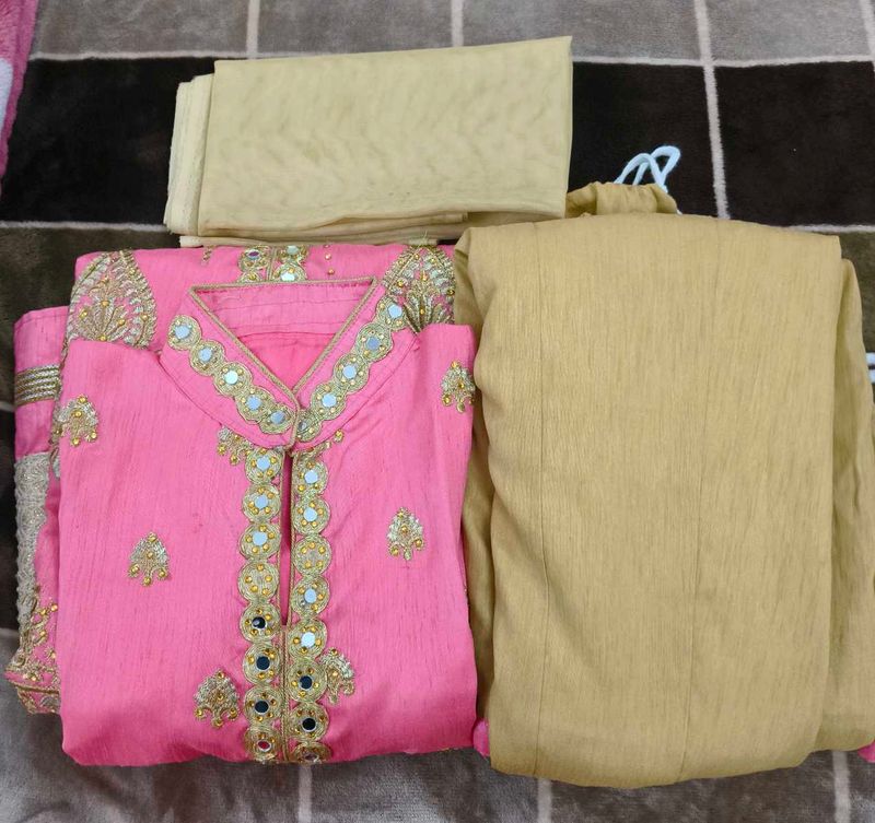 Full Part Wear Suit Sets Size- Large