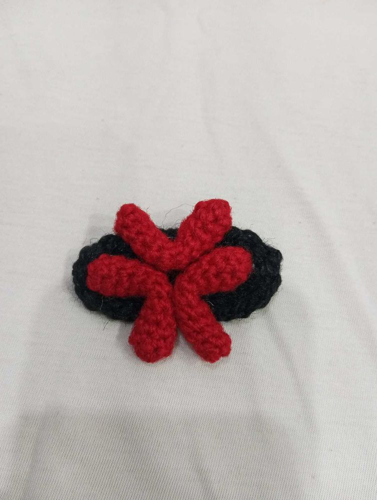 Red &amp; Black Crochet Hair Clip