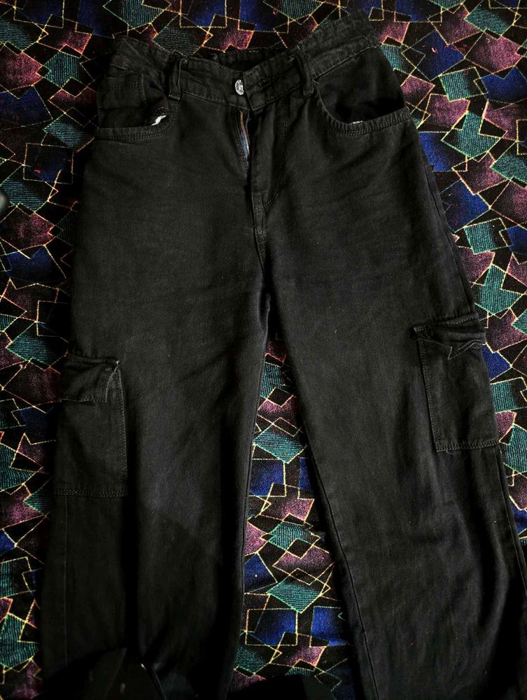 Black Cargo Jeans